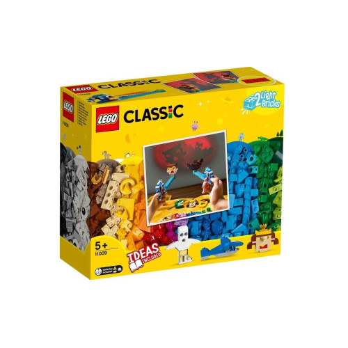 Конструктор LEGO Театр тіней 441 деталей (11009)